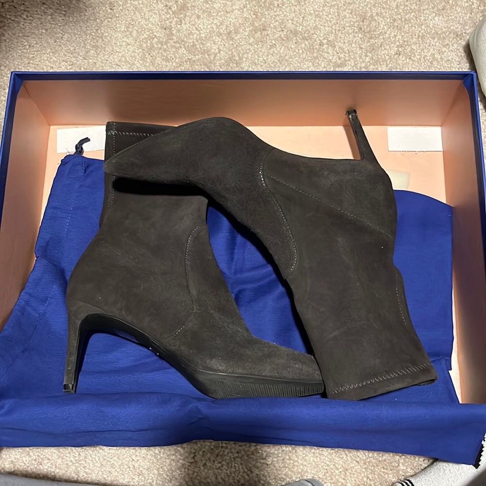 Stuart Weitzman 75 Stretch Booties